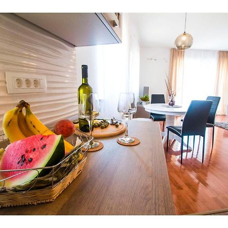 Olive Tree Apartment Podstrana Exterior foto