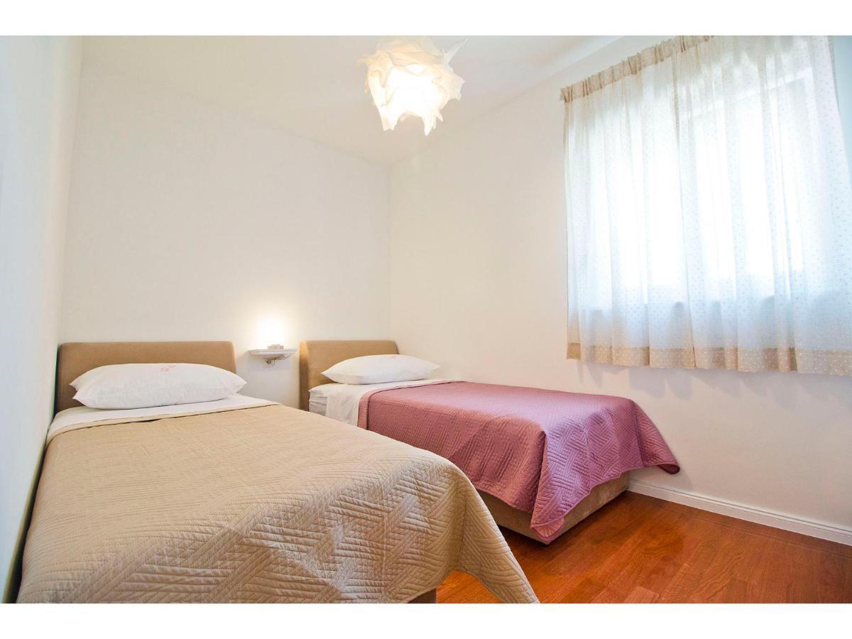 Olive Tree Apartment Podstrana Exterior foto
